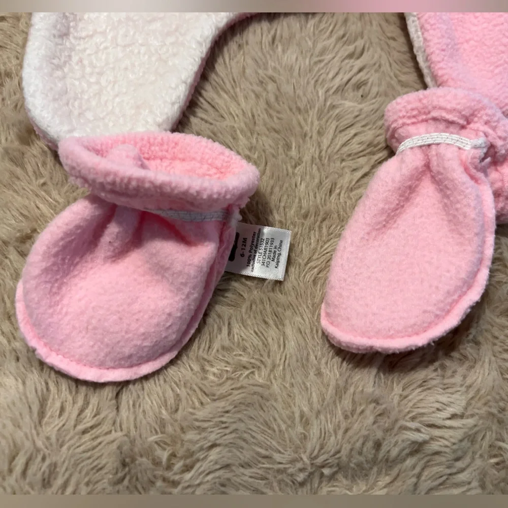 🔆 Bundle items 6 for $30 HB Baby Girl Matching Hat And Mittens
